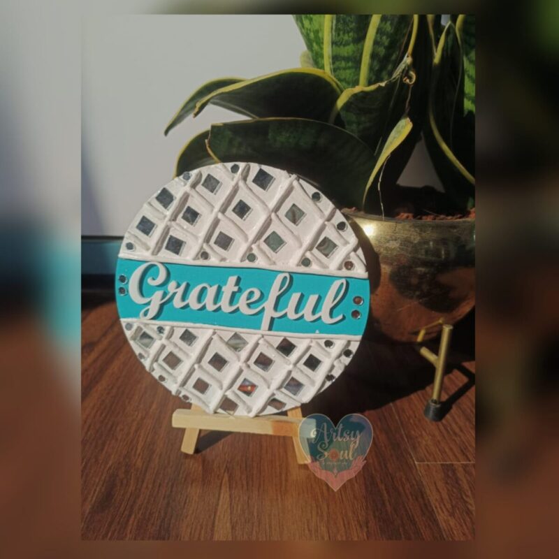 Lippan Art: Grateful Desk Decor & Unique Gift